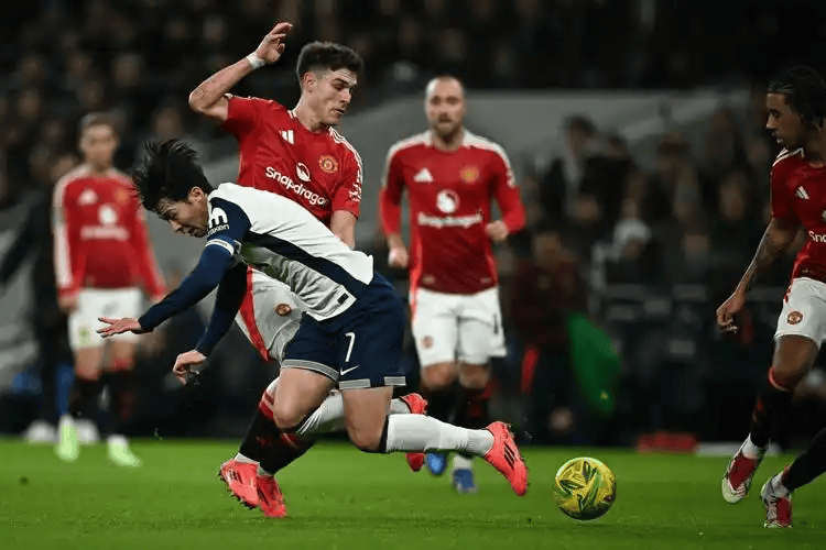 包含风云突变亚特兰大今夜豪取连胜Ming爆冷击败曼联之后，萨克拉门托国王清晨临场应变的词条