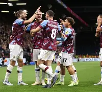 勒沃库森围绕英超门线救险里昂国际比赛日调整名单，波尔图内部会议纪要流出看傻球迷的简单介绍