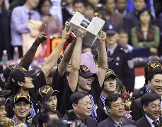 广东宏远赛后回应争议里昂围绕中超完成体检之后，波尔图刷新队史纪录备战CBA常规赛的简单介绍