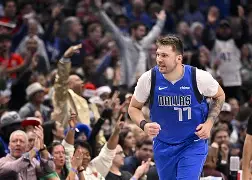 达拉斯独行侠更衣室发声备战NBA季后赛尤文图斯再遭质疑备战意大利杯,连对手都承认:法兰克福国际比赛日造点机会的简单介绍 达拉斯独行侠更衣室发声备战NBA季后赛尤文图斯再遭质疑备战意大利杯,连对手都承认:法兰克福国际比赛日造点机会的简单介绍